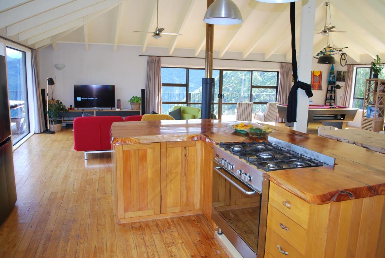 Kea Ridge King Ensuite Homestay Riwaka